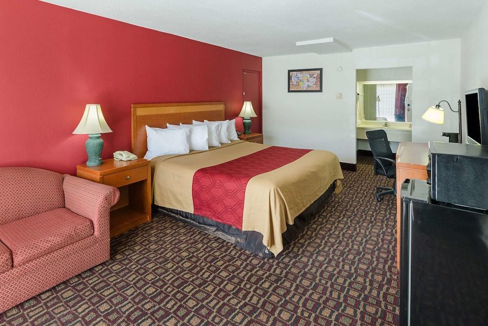 Econo Lodge Мартинсвилл Экстерьер фото