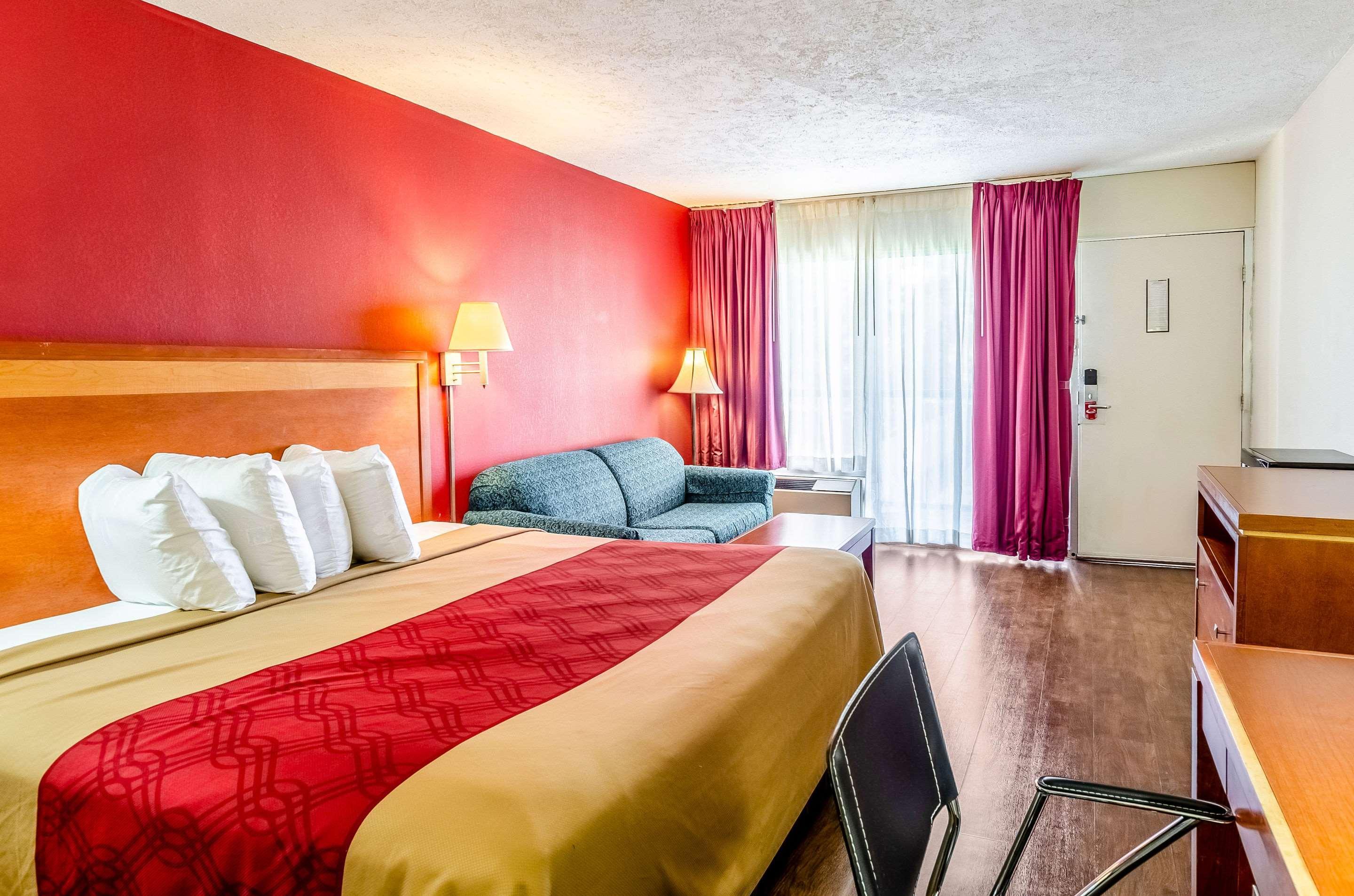 Econo Lodge Мартинсвилл Экстерьер фото