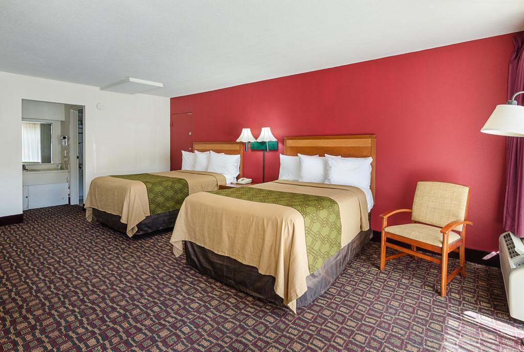 Econo Lodge Мартинсвилл Экстерьер фото