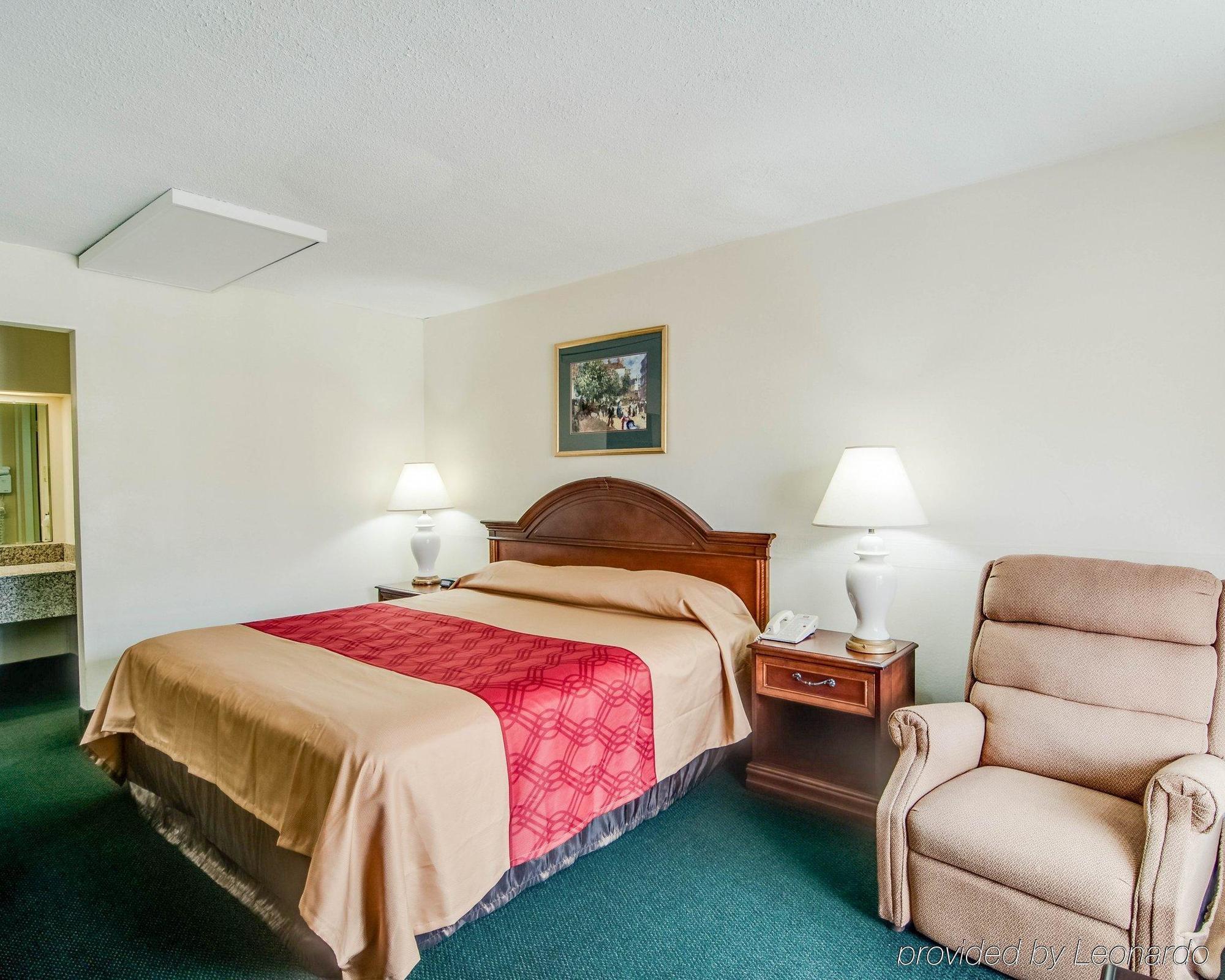 Econo Lodge Мартинсвилл Экстерьер фото