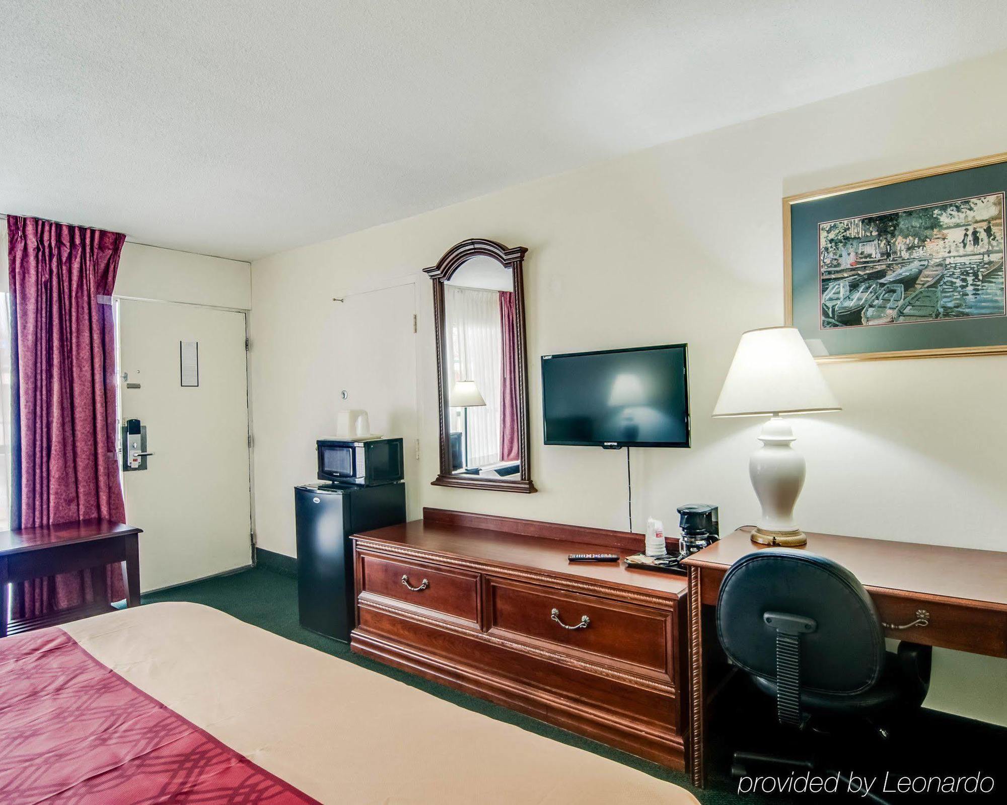 Econo Lodge Мартинсвилл Экстерьер фото