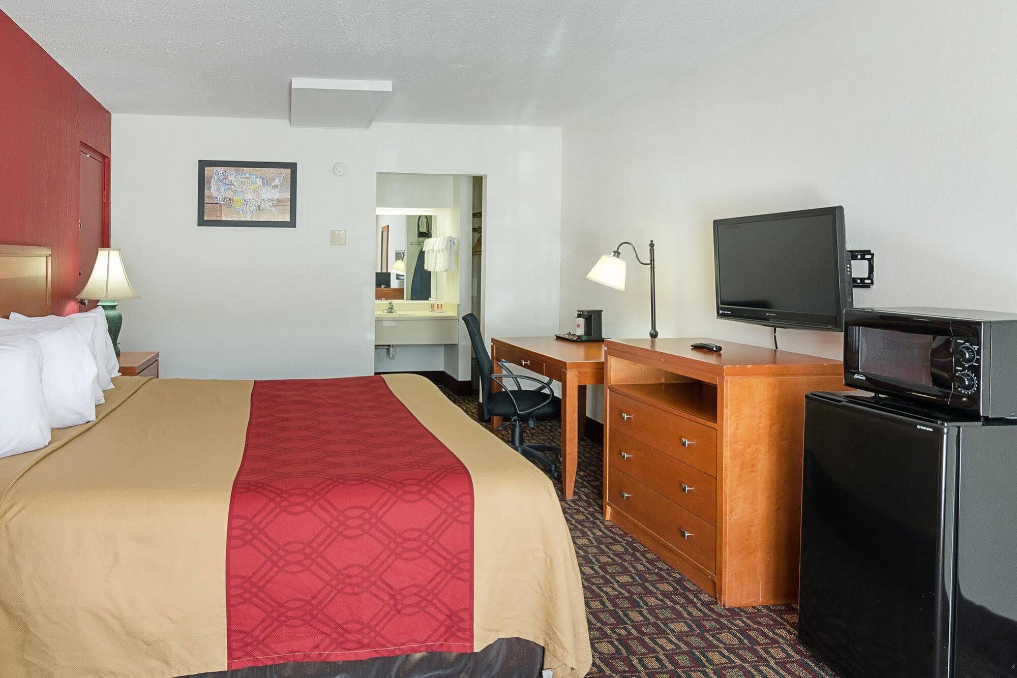 Econo Lodge Мартинсвилл Экстерьер фото